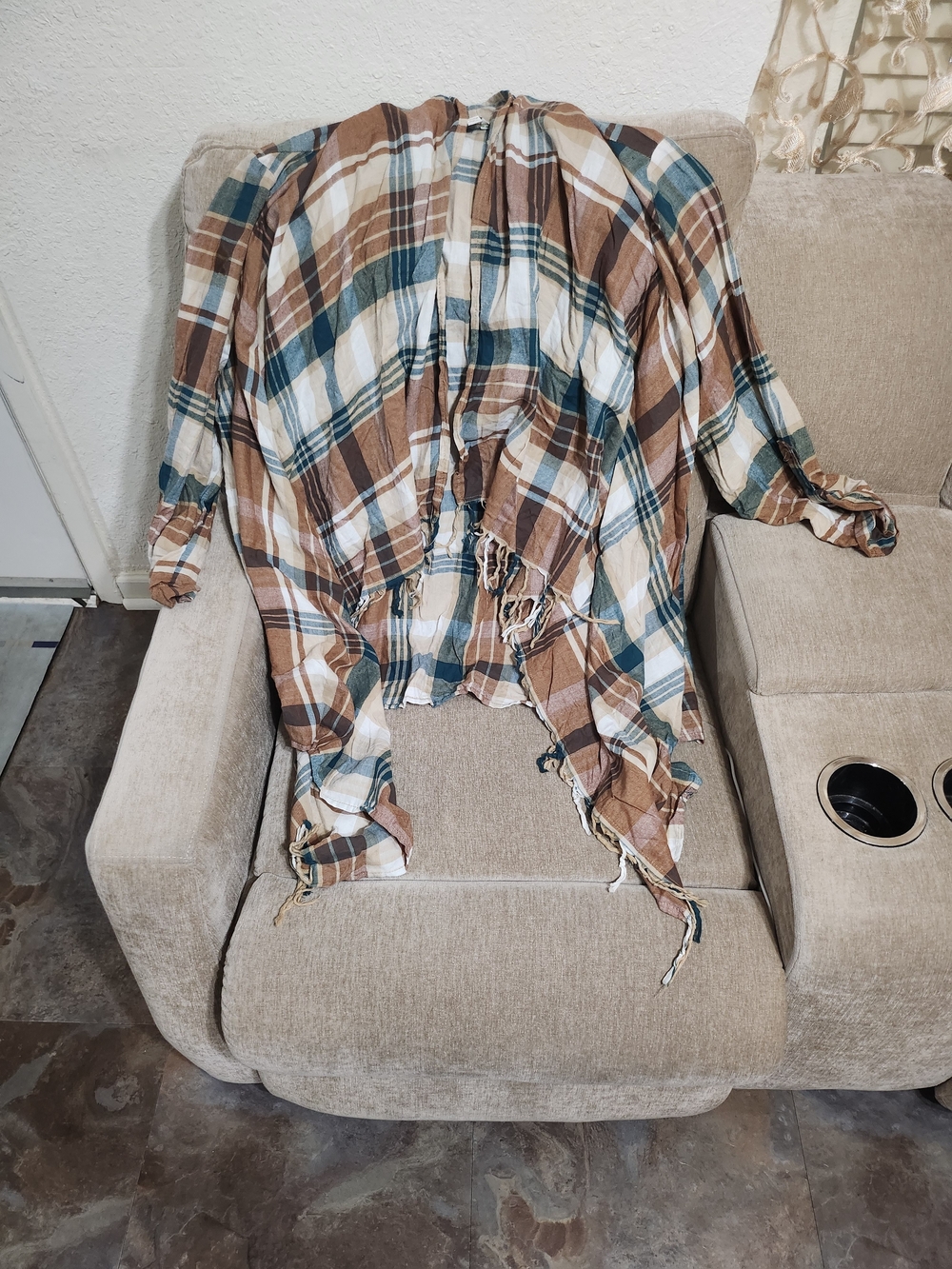 Plaid Fringe Open-Front Women’s Oversized Cardigan in Brown & Blue